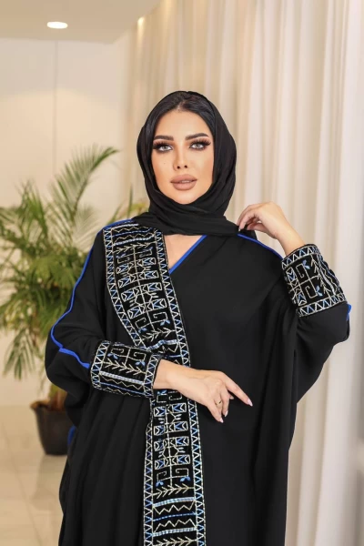 Crepe Abaya with velvet IB196